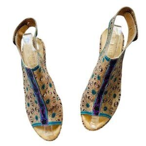 L"Artiste by Spring Step VTG Floral Tan-Teal Laser-Cut Floral Slingback Heels 39
